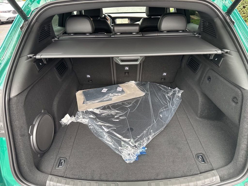 New 2025 Alfa Romeo Stelvio Sprint image 16