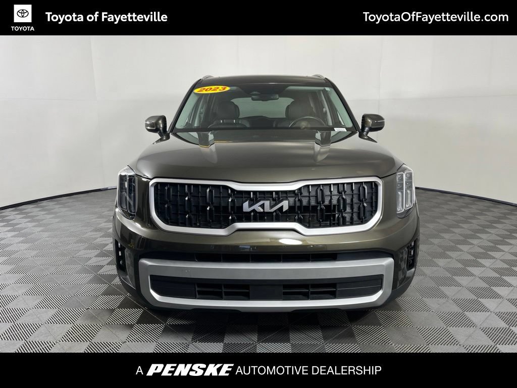 Used 2023 Kia Telluride EX w/ EX Captain's Chair Package FWD image 15