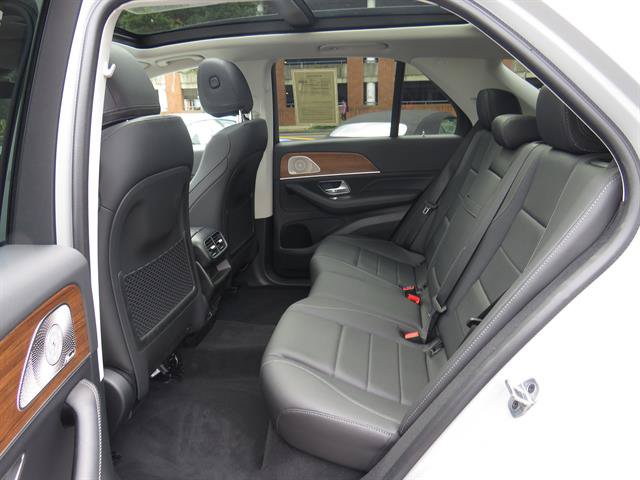 Certified 2025 Mercedes-Benz GLE 350 4MATIC w/ AMG Line Exterior image 21