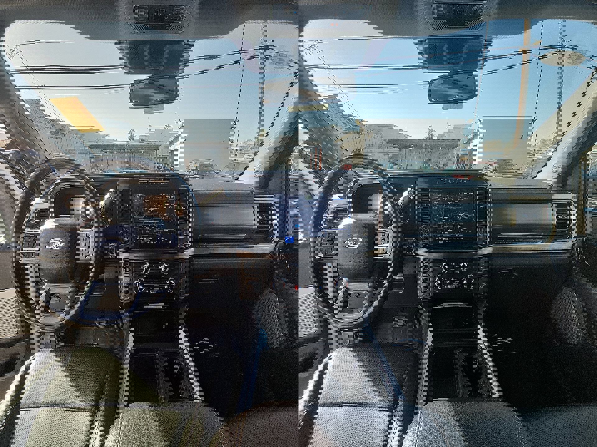 Used 2024 Ford F350 Lariat w/ Lariat Ultimate Package image 27