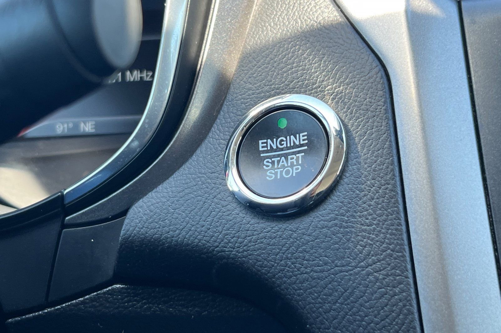 Certified 2020 Ford Fusion SEL FWD image 22