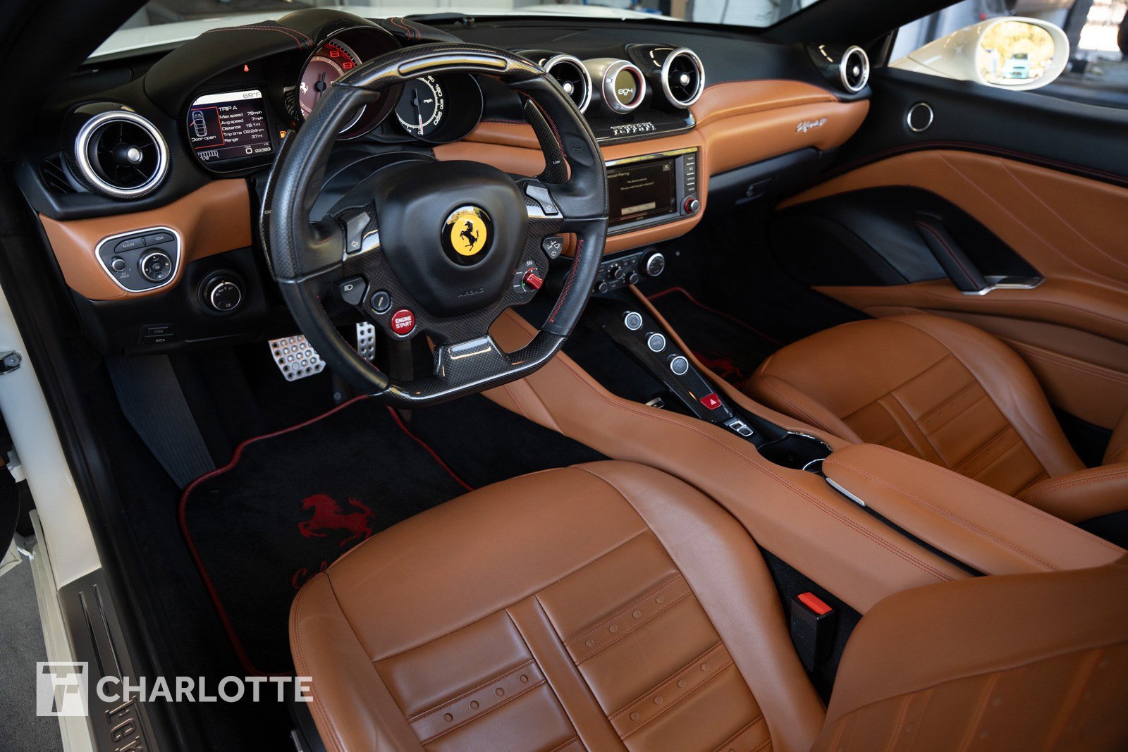 Used 2016 Ferrari California T image 21