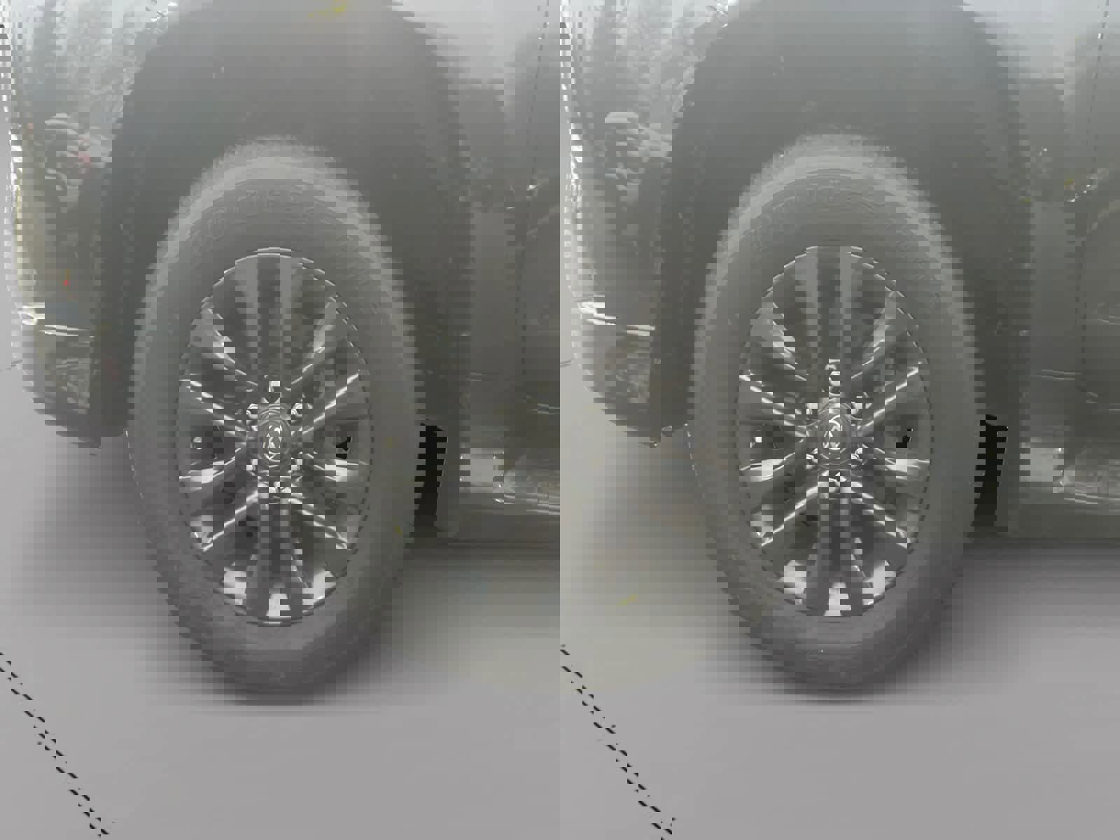 Used 2023 Lexus GX 460 Premium w/ Premium Package image 37