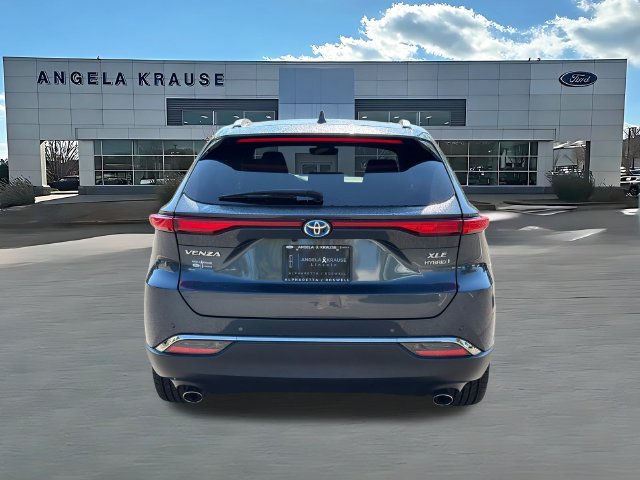 Used 2021 Toyota Venza XLE w/ Softex Package AWD/4WD image 7