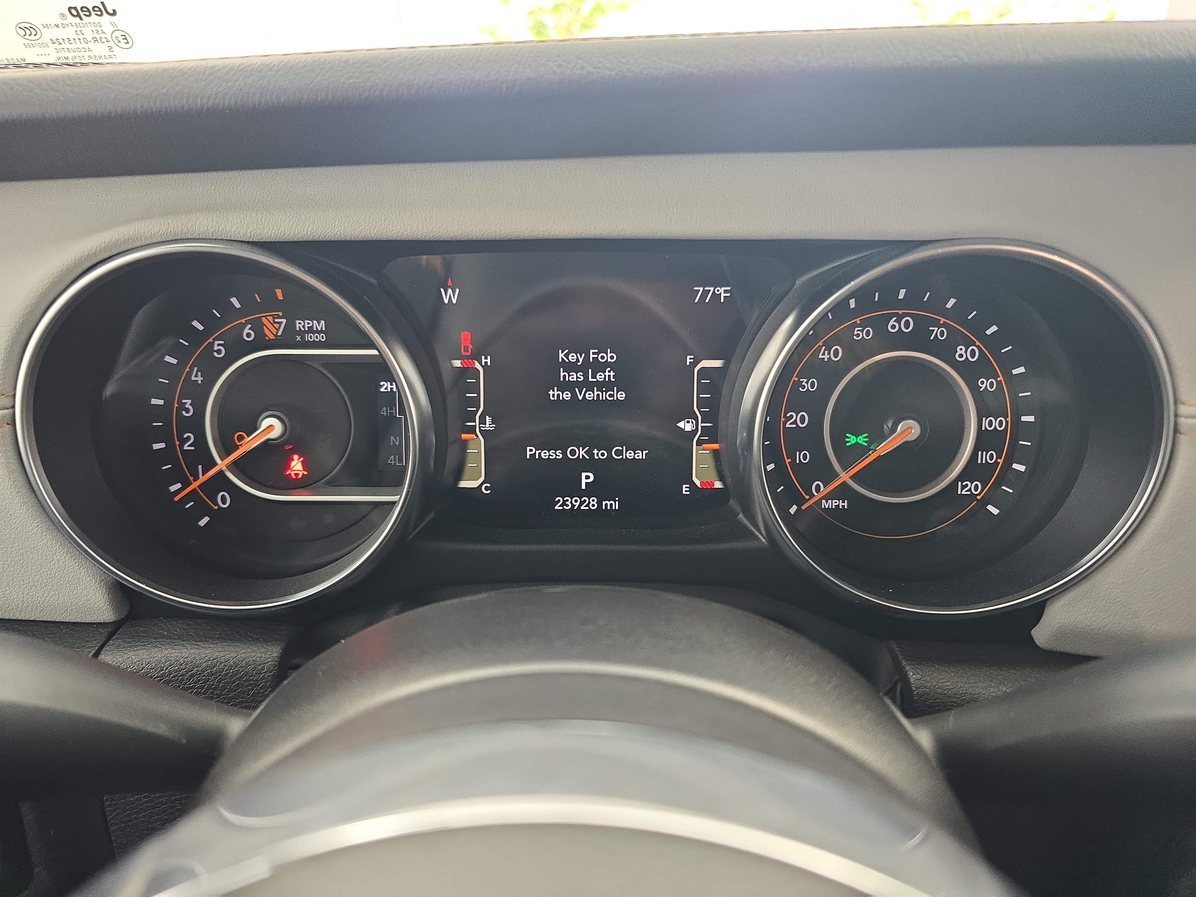 Used 2023 Jeep Gladiator Overland AWD/4WD image 18
