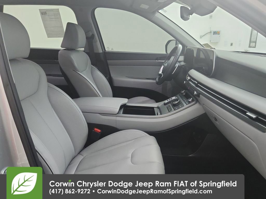 Used 2025 Hyundai Palisade SEL image 34