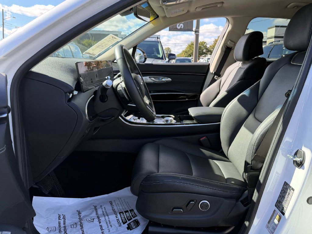 Certified 2026 Genesis GV70 2.5T AWD/4WD image 10