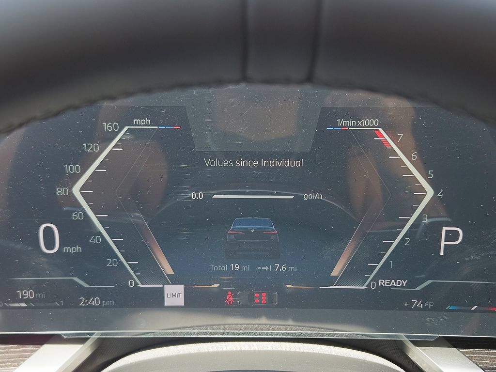 New 2026 BMW 740i w/ Premium Package RWD image 13