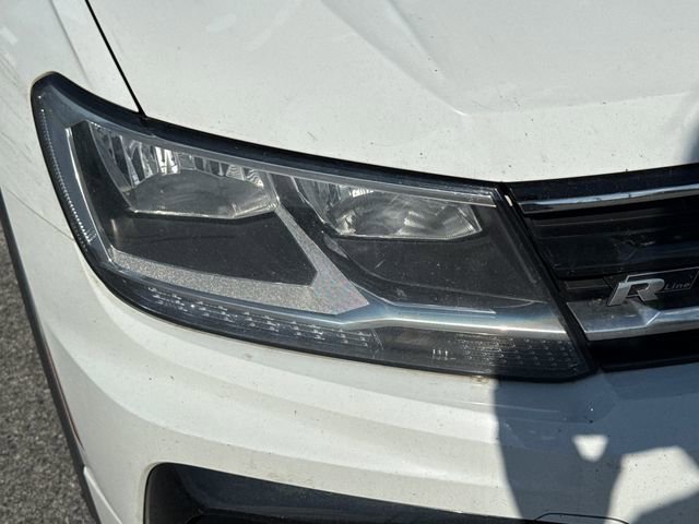 Used 2021 Volkswagen Tiguan SE image 12