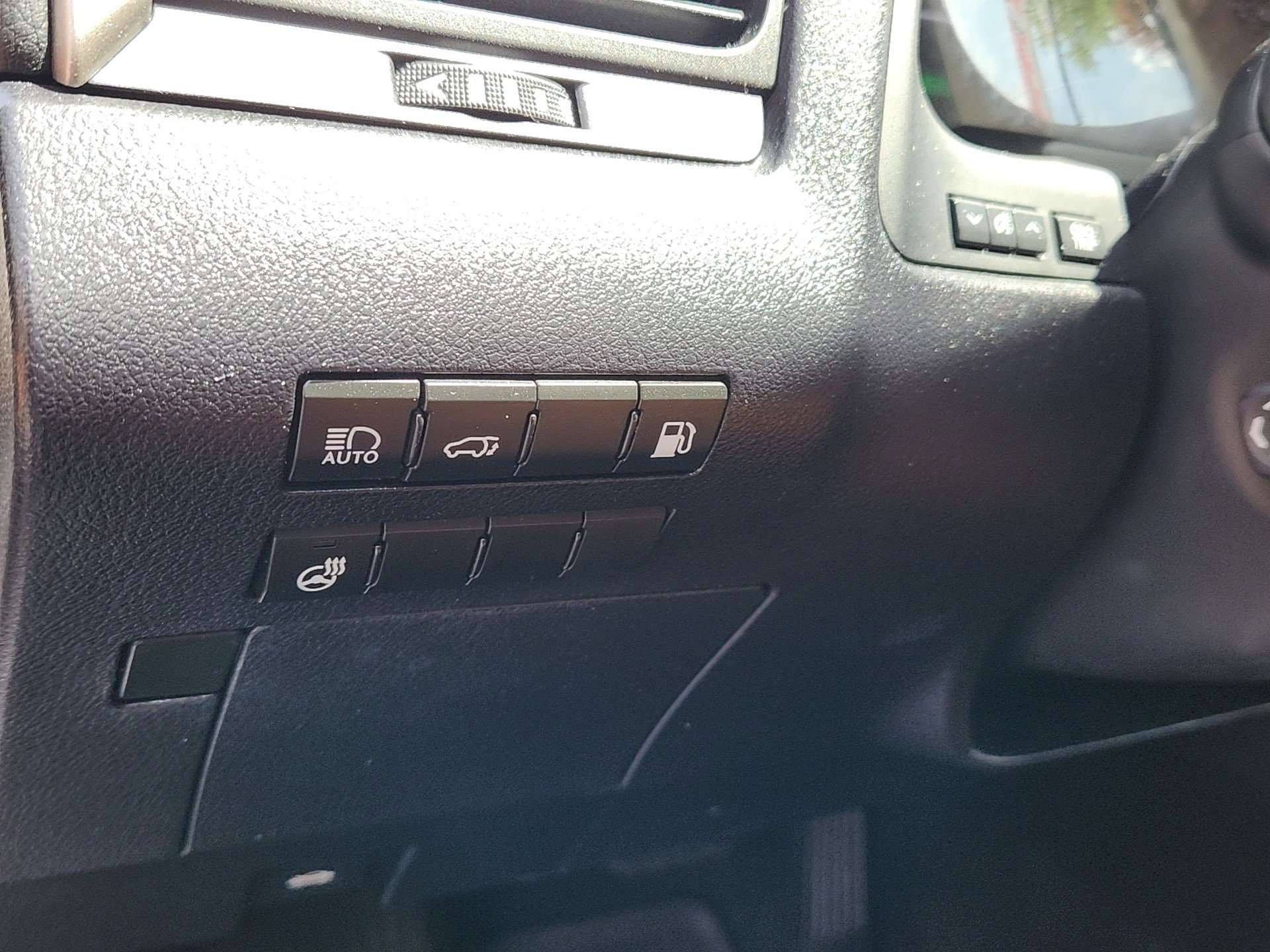 Used 2021 Lexus RX 450h AWD w/ Premium Package image 12