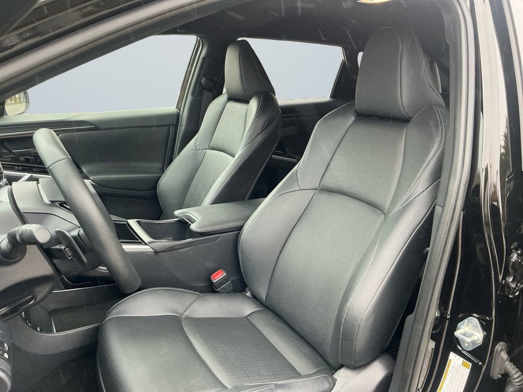 Used 2024 Subaru Solterra Limited image 10
