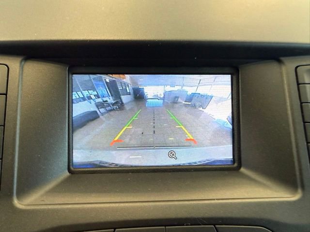 Used 2017 Ford Edge SE image 14