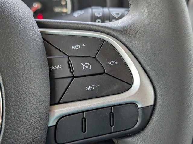 Used 2023 Jeep Renegade Altitude image 28