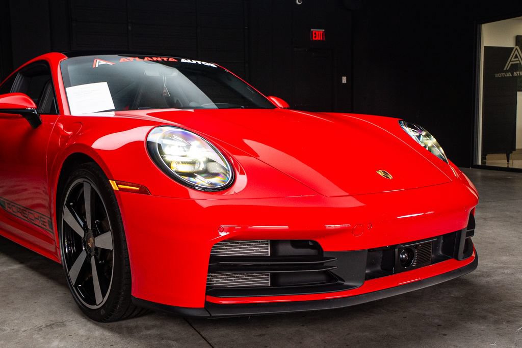 Used 2025 Porsche 911 Carrera RWD image 7