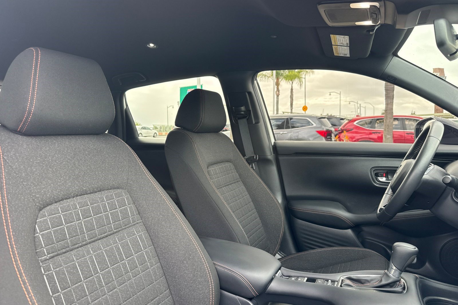 Certified 2025 Honda HR-V Sport image 27