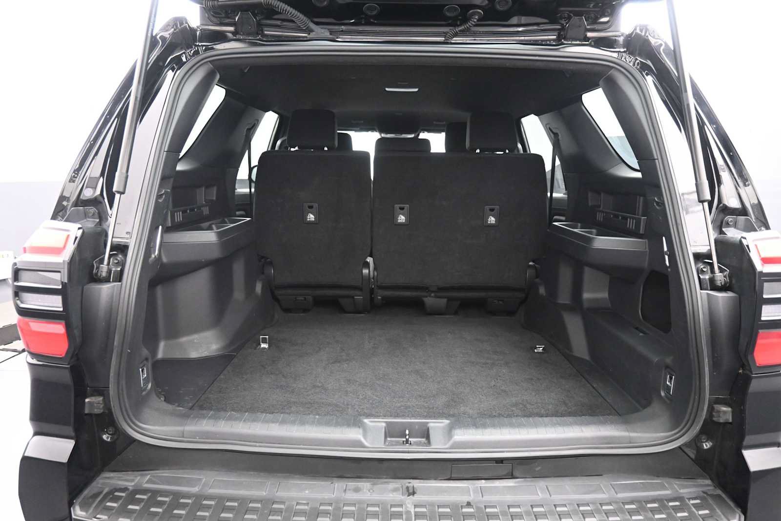 Certified 2025 Toyota 4Runner SR5 AWD/4WD image 22