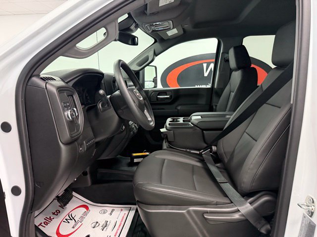 New 2026 GMC Sierra 3500 Pro w/ Convenience Package RWD image 9