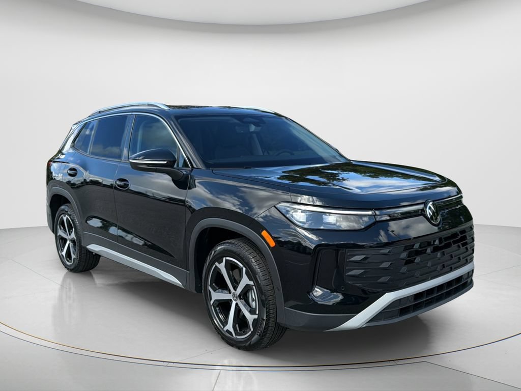 New 2026 Volkswagen Tiguan SE AWD/4WD image 3