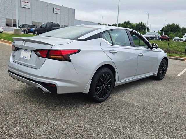 Used 2025 Nissan Altima 2.5 SV w/ SV Special Edition Package FWD image 12