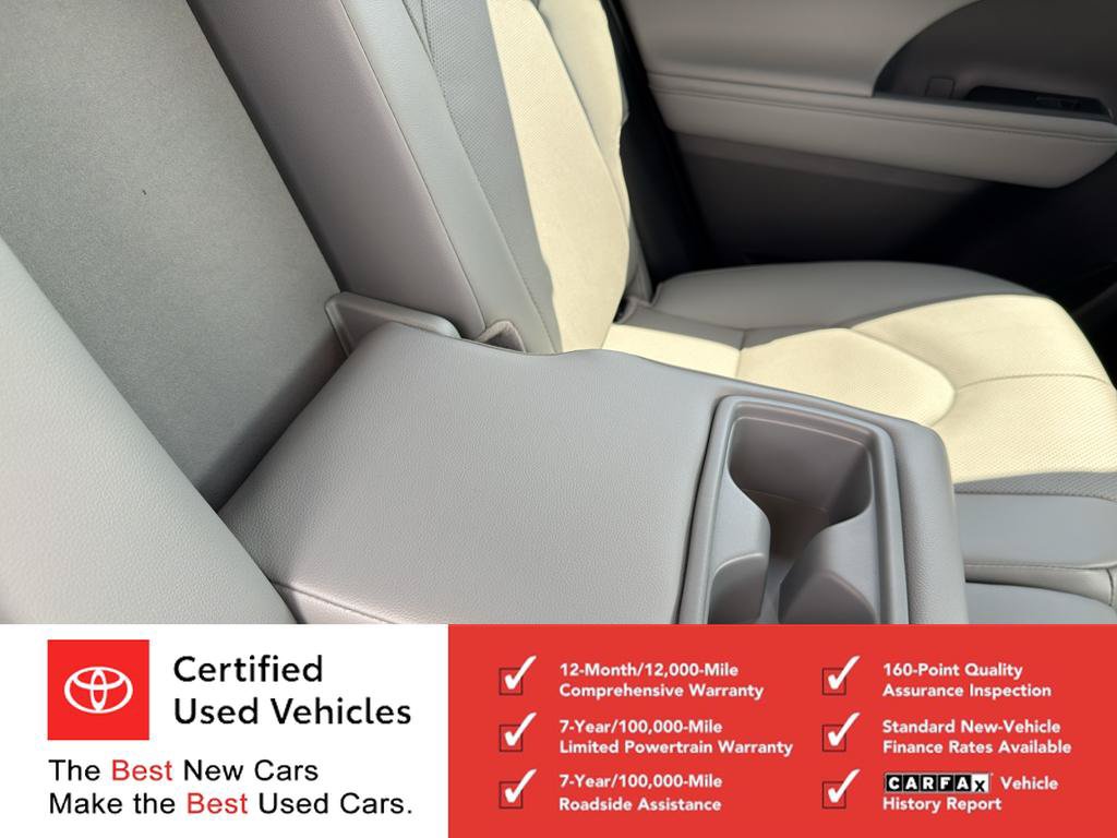 Certified 2026 Toyota Highlander Limited AWD/4WD image 15