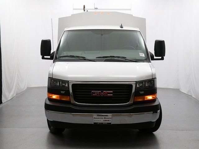 New 2025 GMC Savana 3500 w/ Power Convenience Package RWD image 5