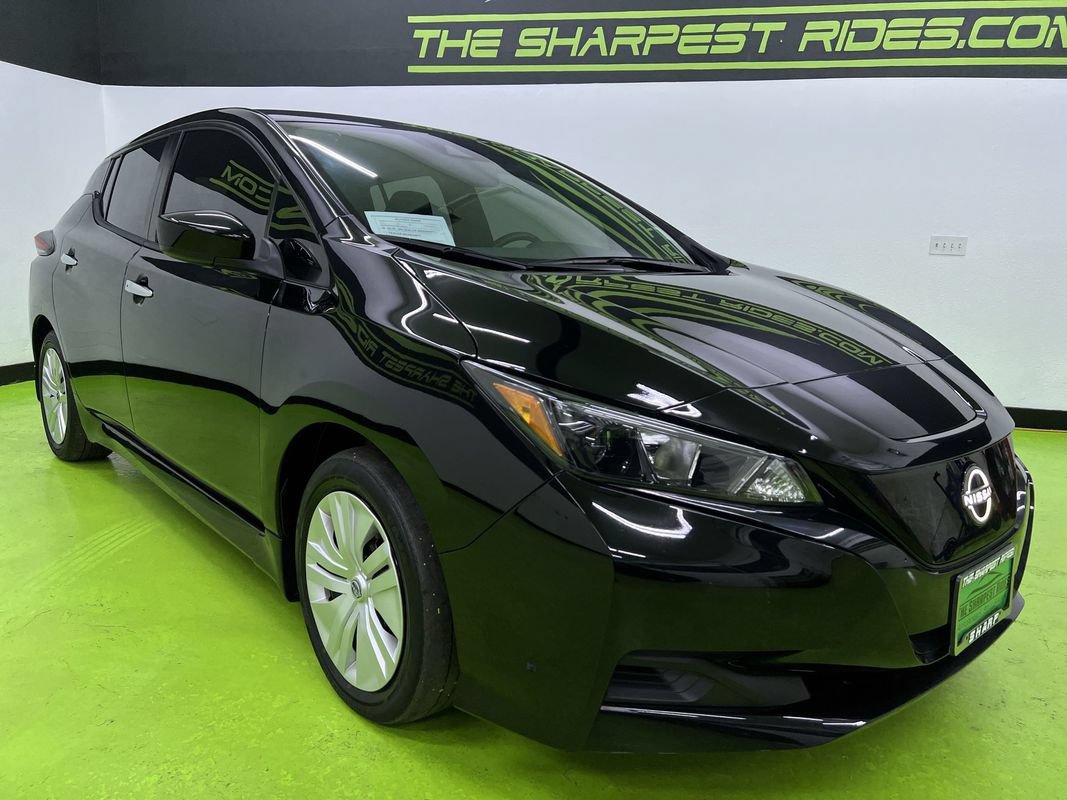 Used 2025 Nissan Leaf S FWD image 2