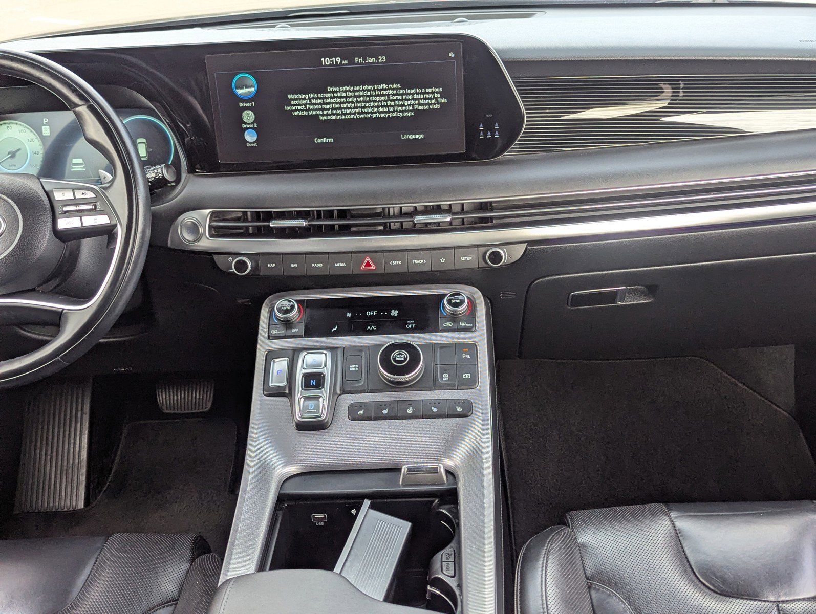 Used 2023 Hyundai Palisade Calligraphy image 17