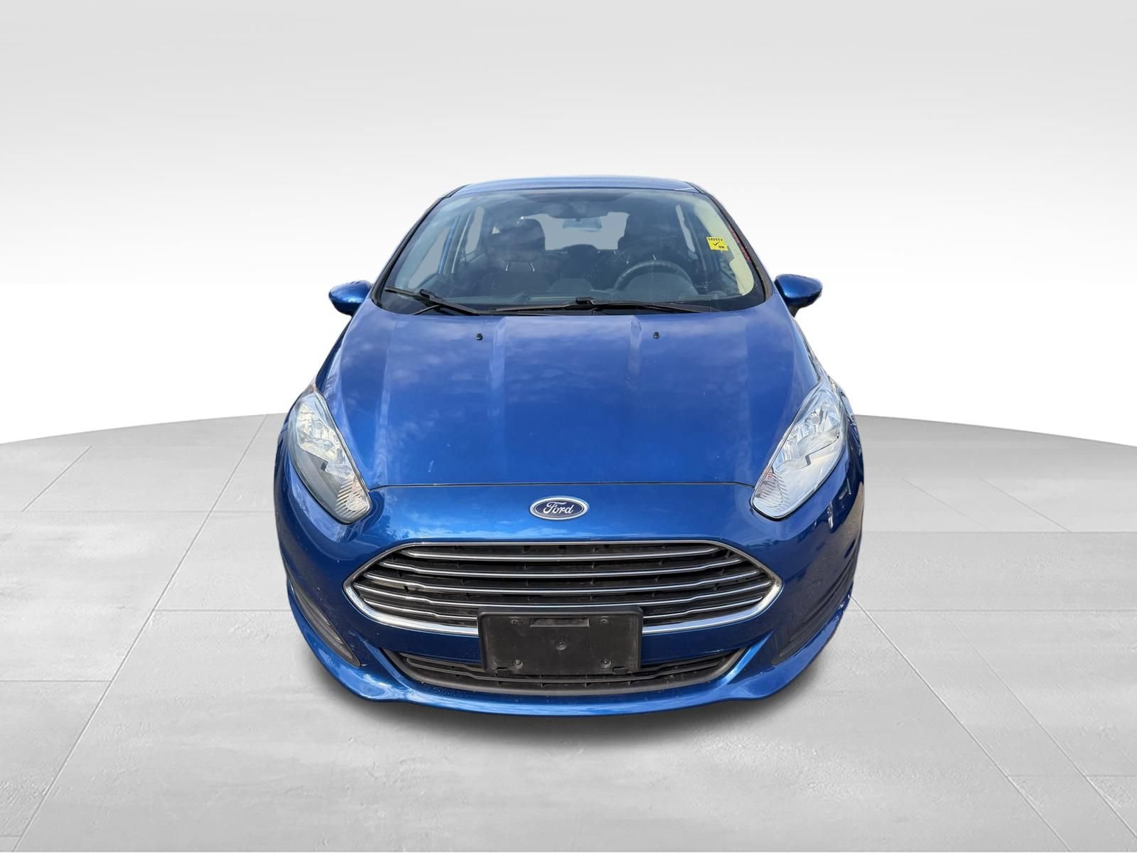 Used 2019 Ford Fiesta SE FWD image 2