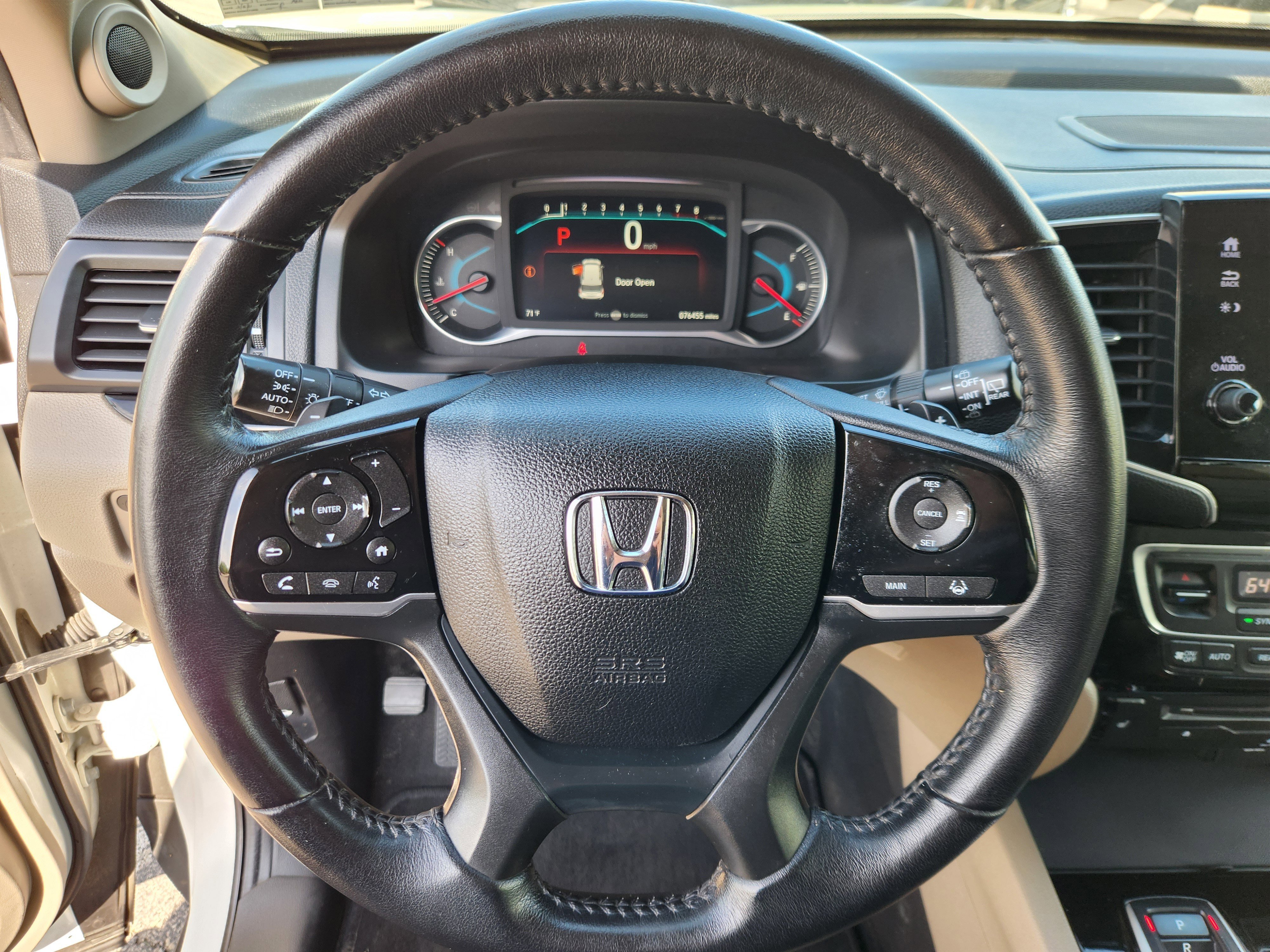 Used 2021 Honda Pilot Touring image 9