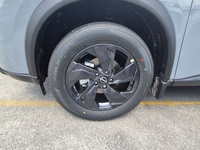 New 2027 Nissan Rogue SV FWD image 9
