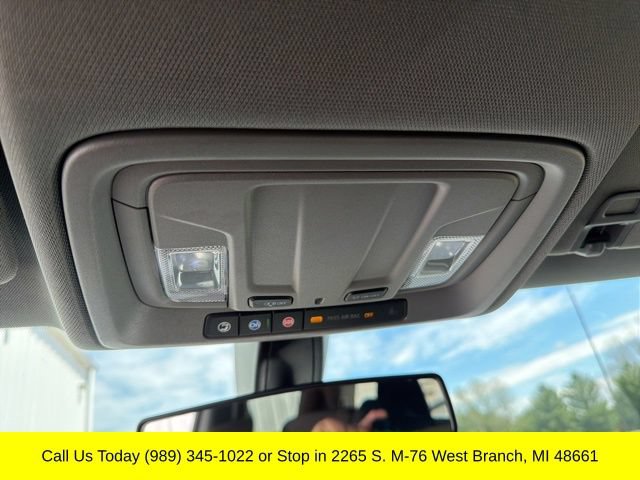 Used 2021 Chevrolet Silverado 1500 LT w/ Remote Start Package AWD/4WD image 16