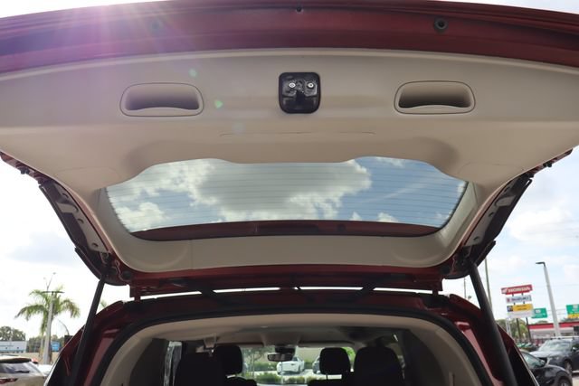 Used 2023 Chrysler Voyager LX FWD image 23