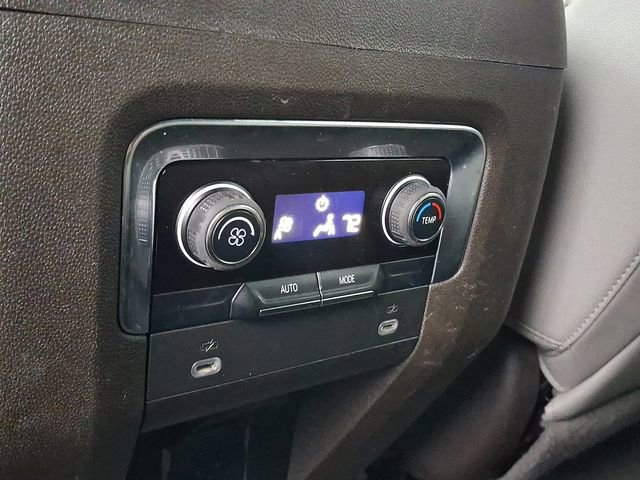 Certified 2023 Chevrolet Suburban LT image 12