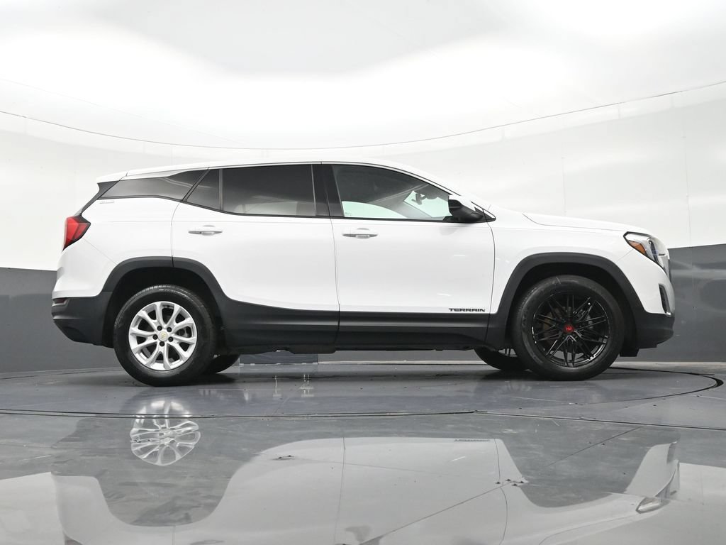 Used 2020 GMC Terrain SLE FWD image 28