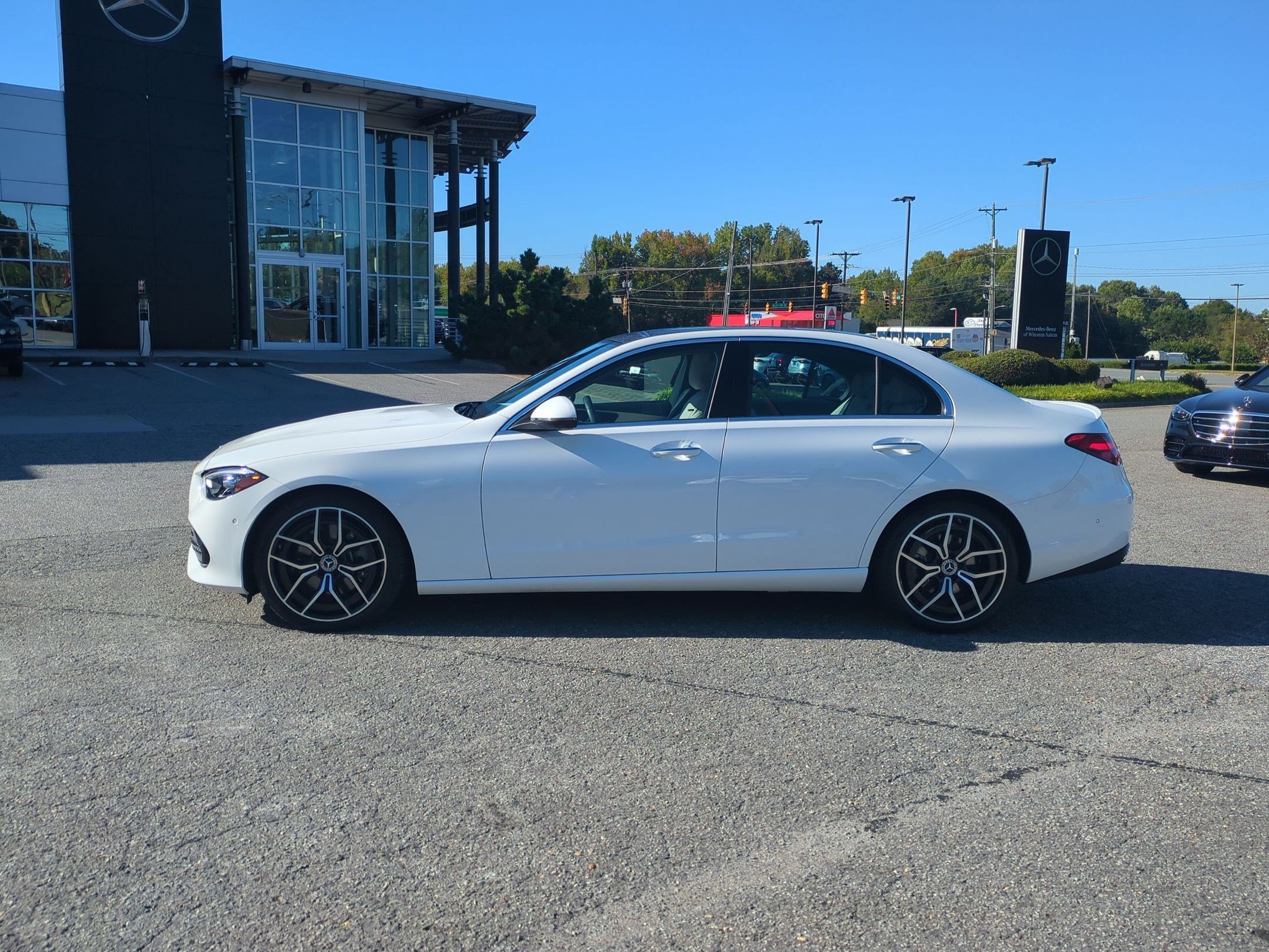 Used 2026 Mercedes-Benz C 300 4MATIC Sedan image 6