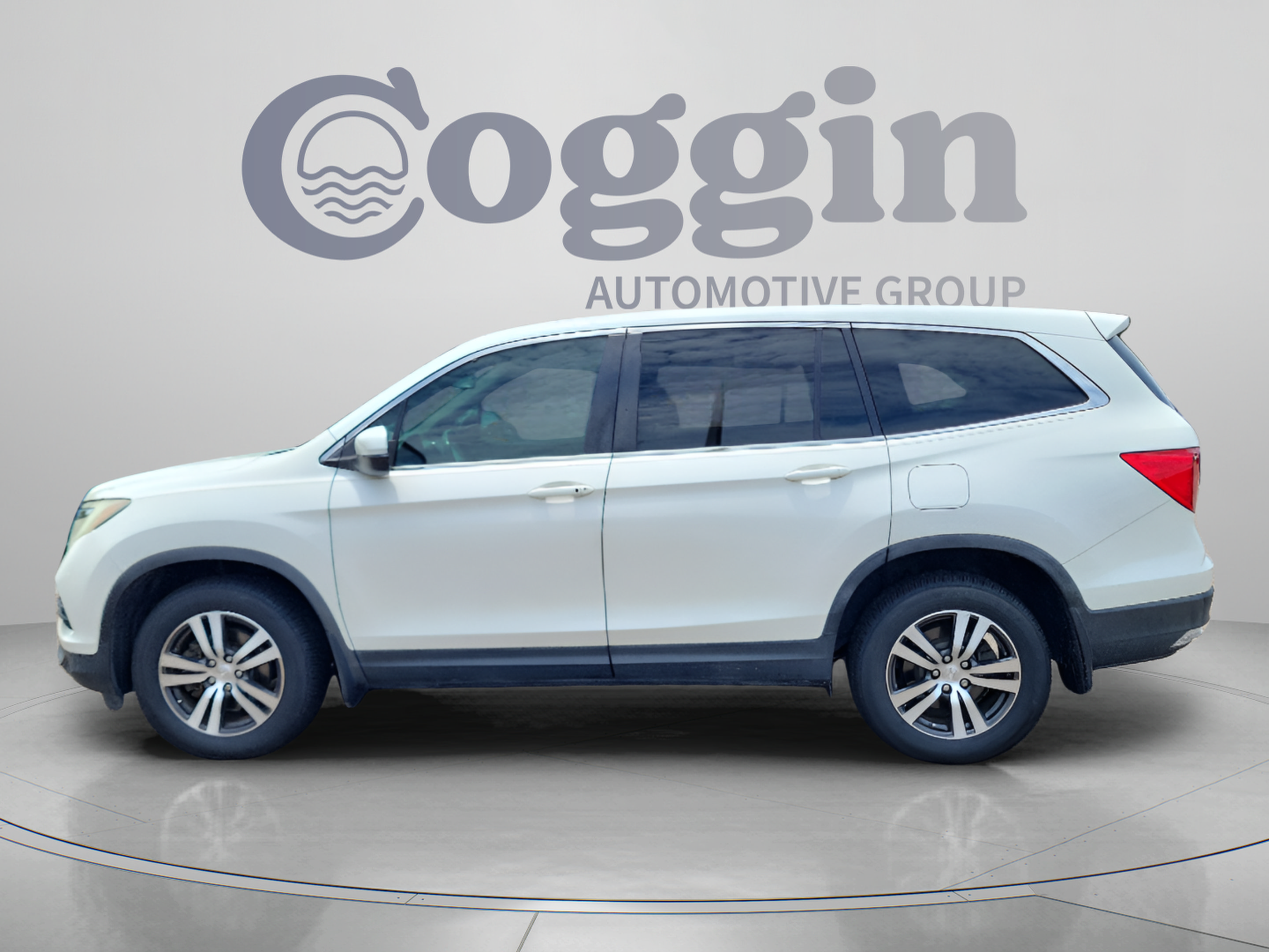 Used 2017 Honda Pilot EX-L image 2
