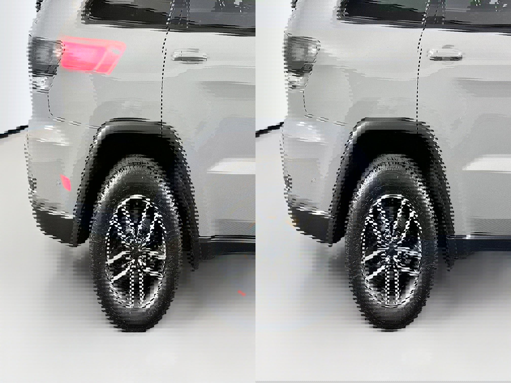 Used 2021 Jeep Grand Cherokee Trailhawk w/ Trailhawk Luxury Group image 46