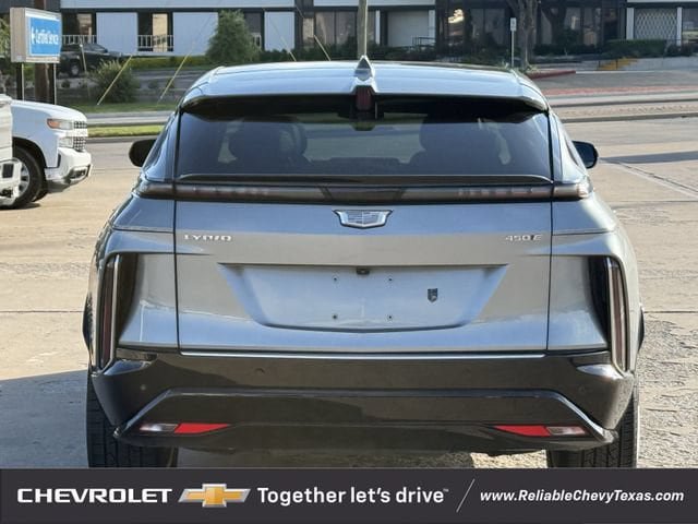 Used 2024 Cadillac Lyriq Luxury RWD image 7