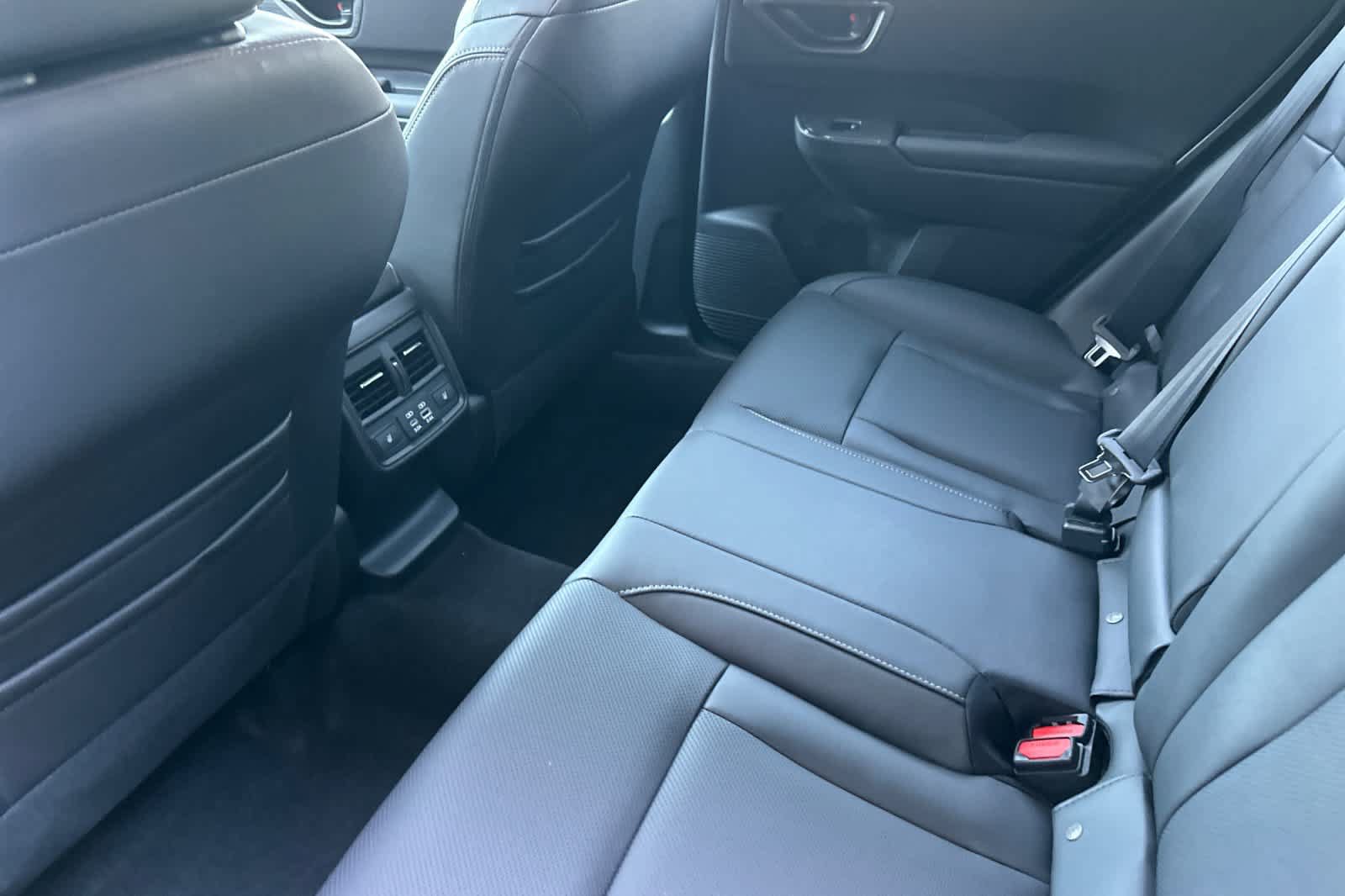 New 2026 Subaru Outback Limited AWD/4WD image 11
