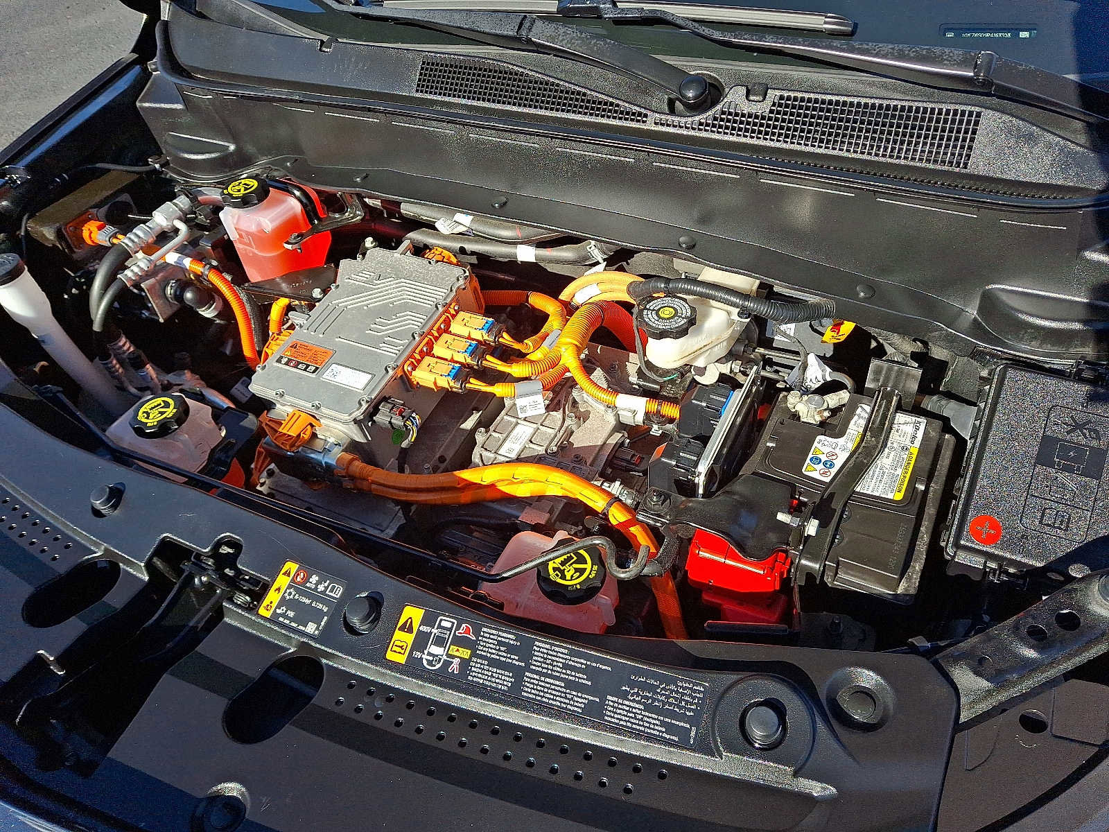 Used 2023 Chevrolet Bolt EUV Premier w/ Sun & Sound Package image 27