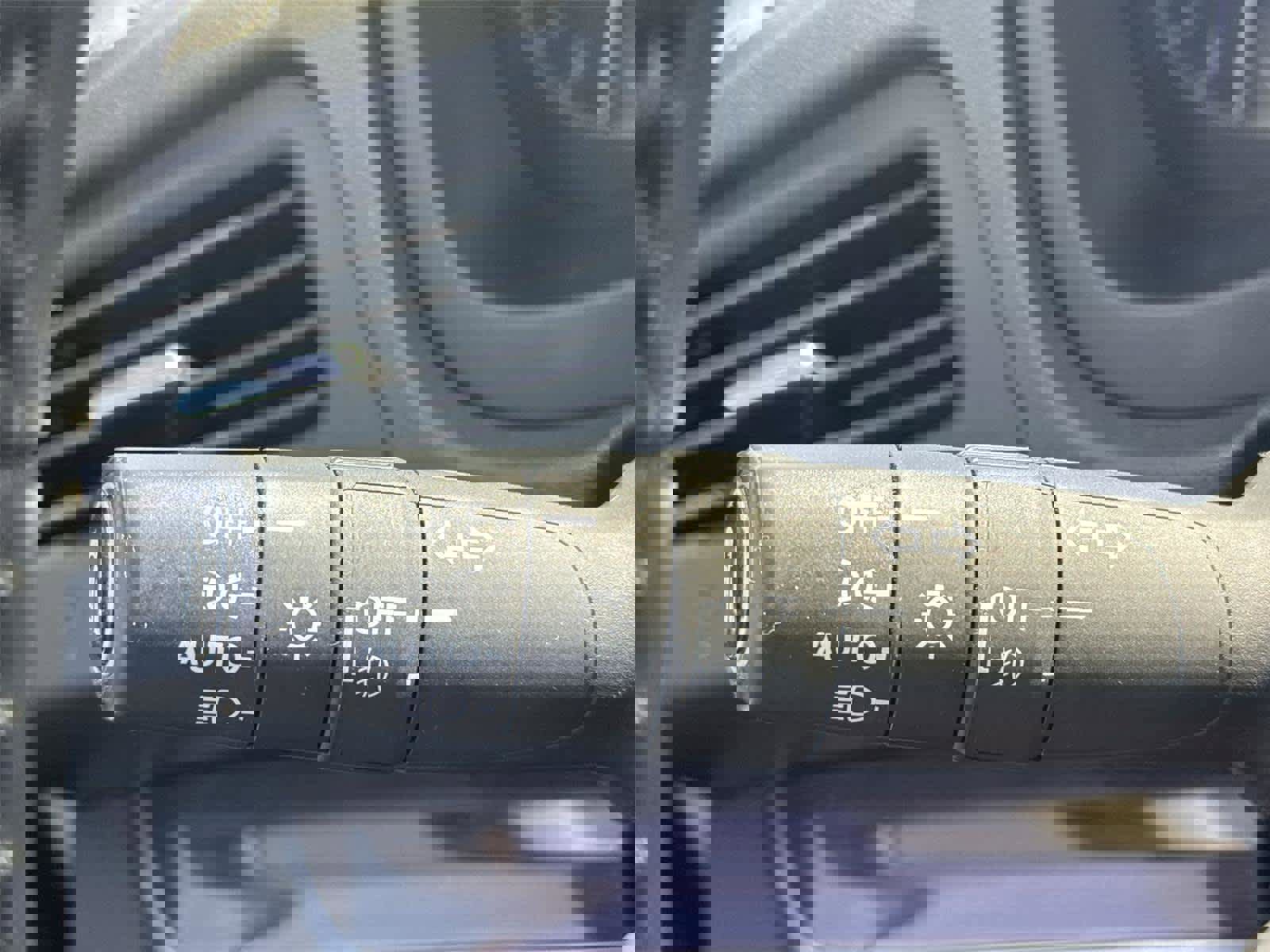 Used 2015 Honda CR-V Touring image 27