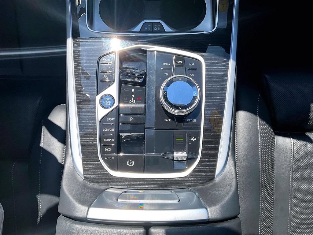 Used 2025 BMW X7 M60i AWD/4WD image 20