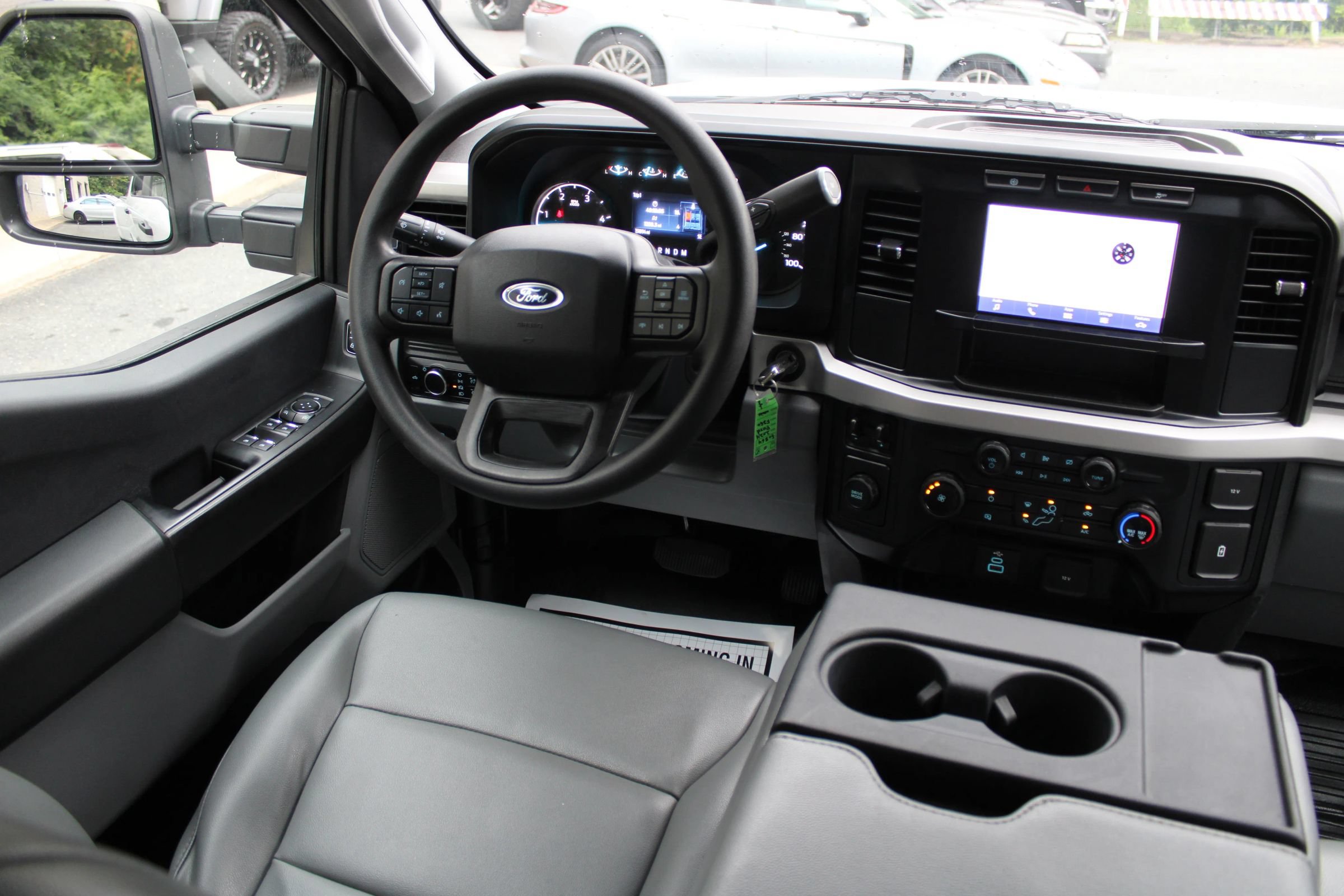 Used 2024 Ford F350 XL RWD image 14