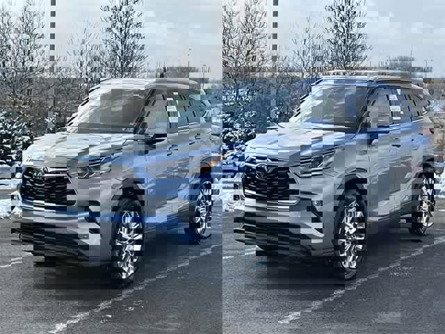 Used 2024 Toyota Highlander Limited