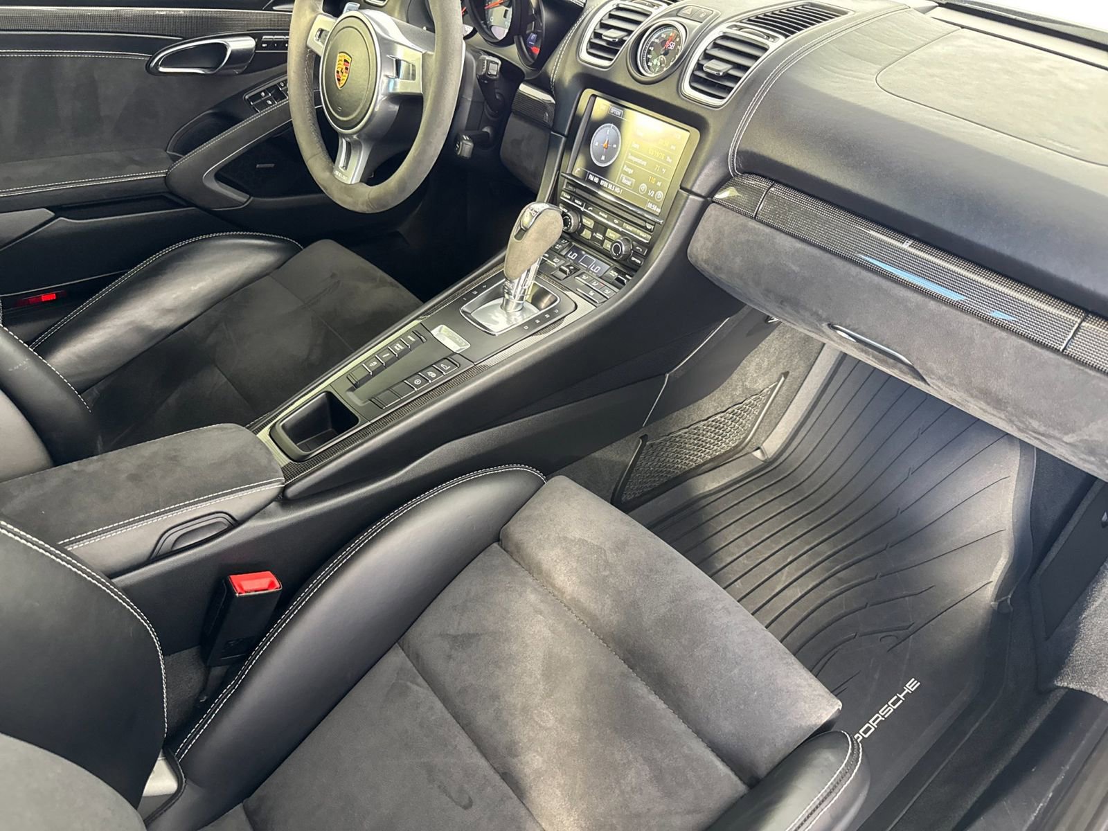 Certified 2016 Porsche Cayman GTS image 14