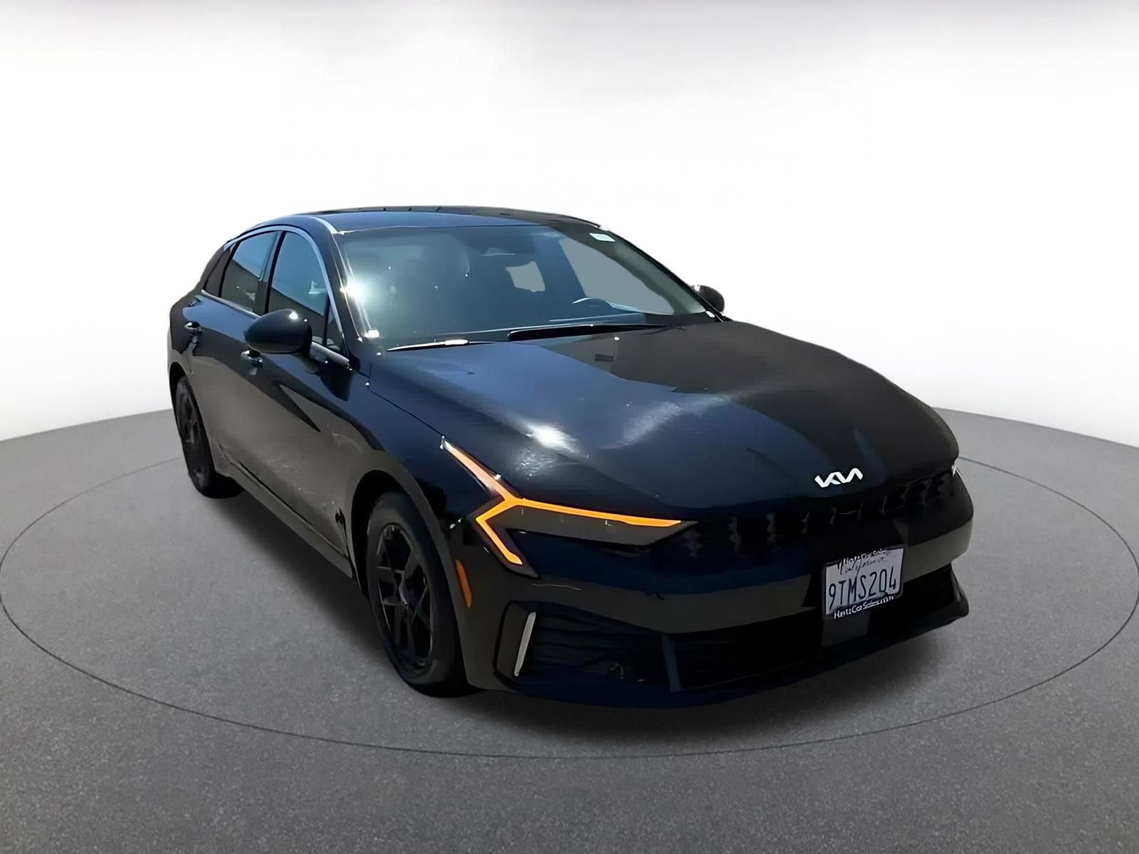 Used 2025 Kia K5 LXS FWD image 3