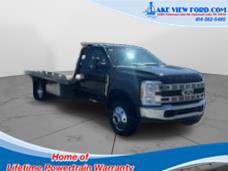 Used 2023 Ford F550 4x4 Regular Cab Super Duty image 1