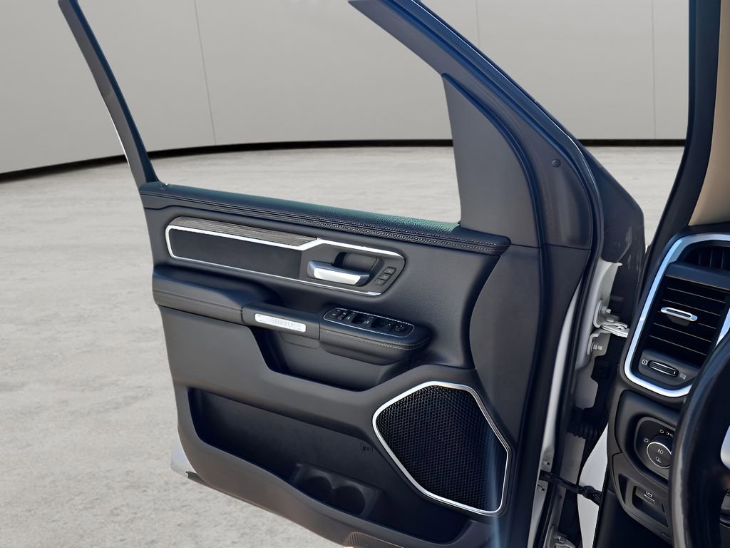 Used 2020 RAM 1500 Laramie image 13