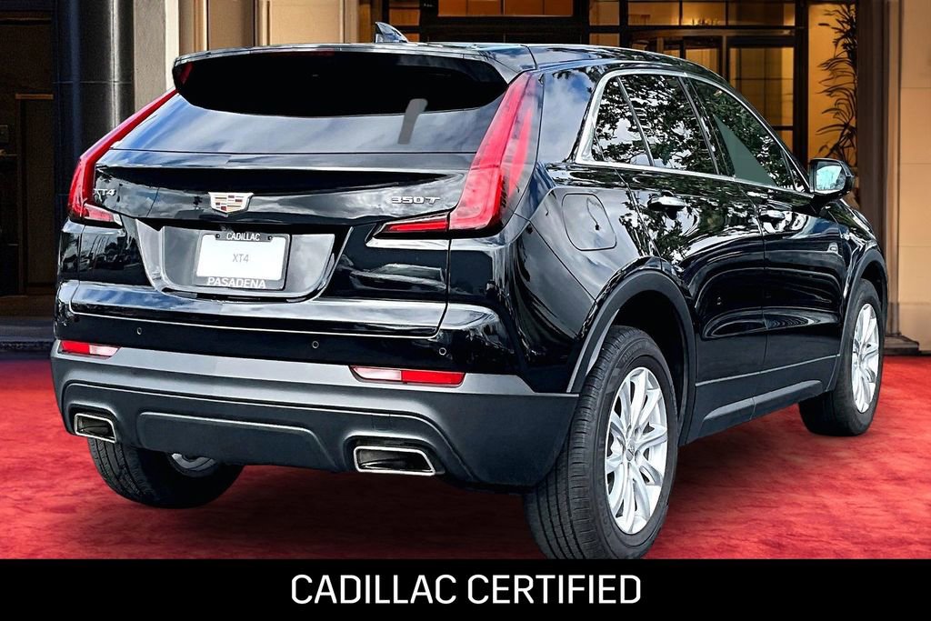 Certified 2023 Cadillac XT4 Luxury w/ Cold Weather Package image 6