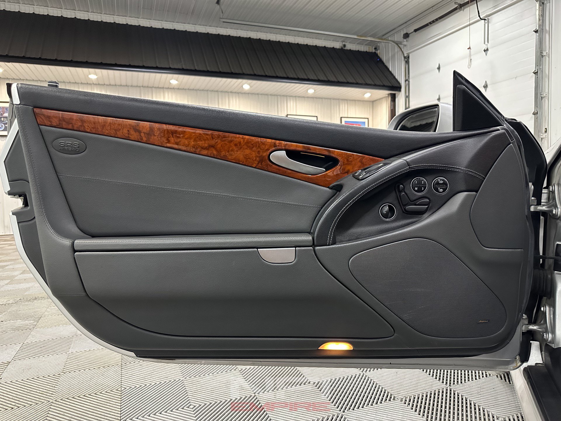 Used 2005 Mercedes-Benz SL 55 AMG image 30